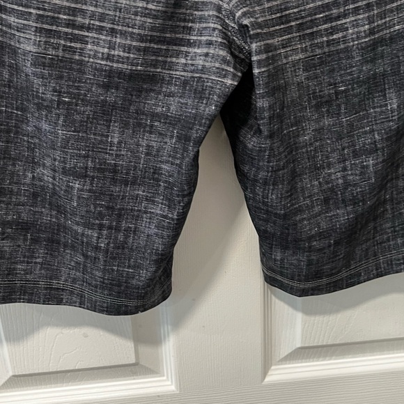 O’Neill Hybrid Men Size33 Gray Striped Casual Mid-Rise Shorts Quick Dry Logo - Picture 4 of 13